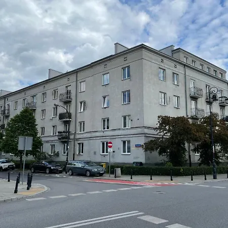 Sasiad Syrenki - Old Town ワルシャワ